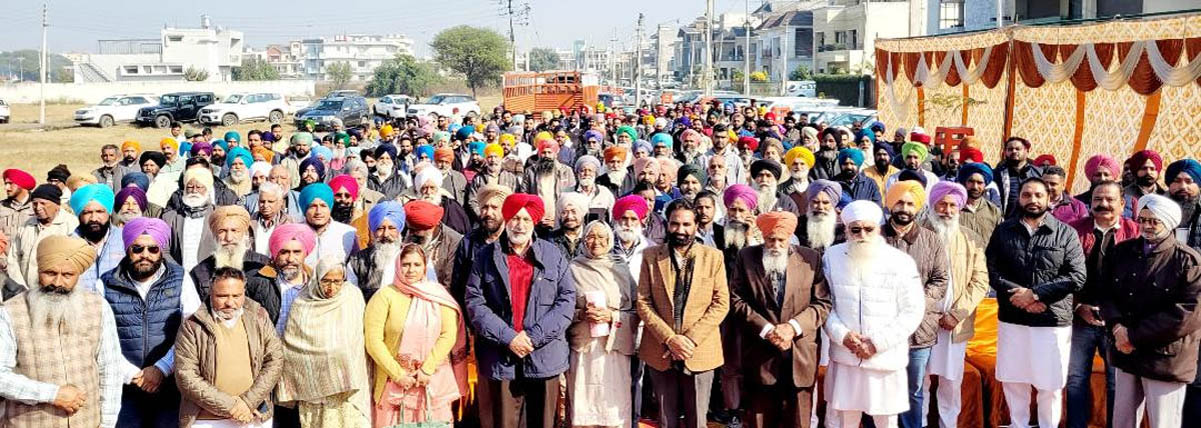 ਸ਼ਰਧਾਂਜਲੀ ਸਮਾਗਮ ਦੇ ਸਬੰਧ ਵਿਚ ਕਾਂਗਰਸੀ ਆਗੂਆਂ ਤੇ ਵਰਕਰਾਂ ਦੀ ਮੀਟਿੰਗ ਹੋਈ